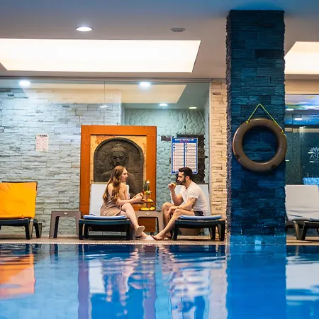 Hotel Elegance & Wellness-aqua