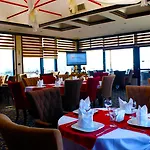 Elegance & Wellness-aqua מלון 4*