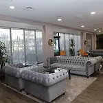 Elegance & Wellness-aqua מלון ילובה