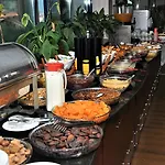 מלון Elegance & Wellness-aqua 4*