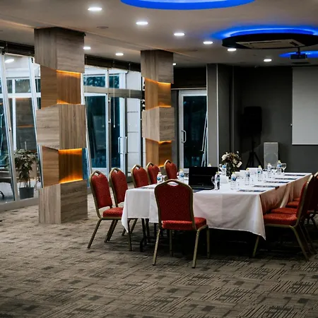 Elegance & Wellness-aqua Otel