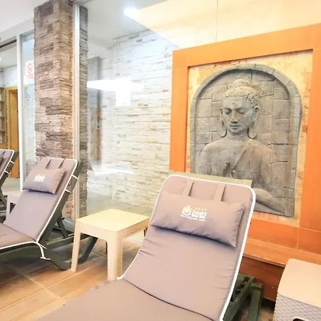 Elegance & Wellness-aqua Hotel 4*