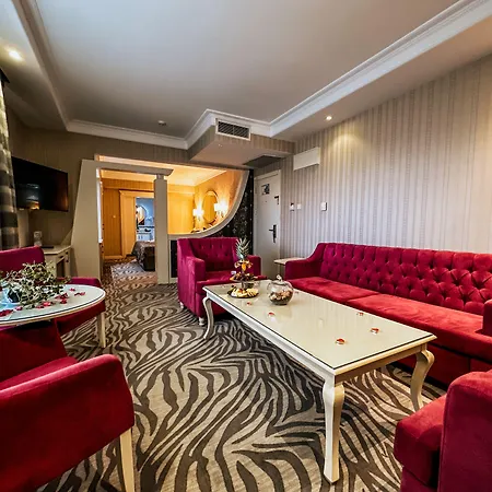 Hotel Elegance & Wellness-aqua