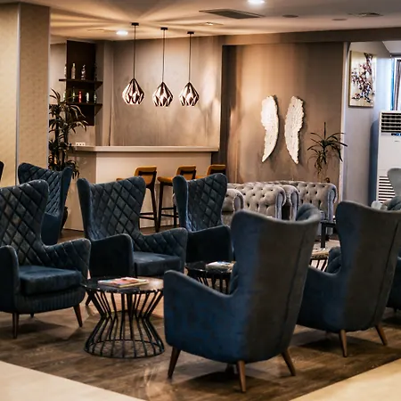 Elegance & Wellness-aqua Отель 4*