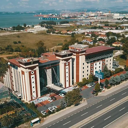 Otel Elegance & Wellness-aqua
